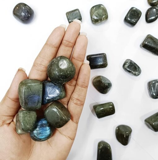 Labradorite Tumbled Stones Kit for Reiki Healing and Energy Balance - Chakra Alignment and Feng Shui Home Decor - 100 Grams - Image 5